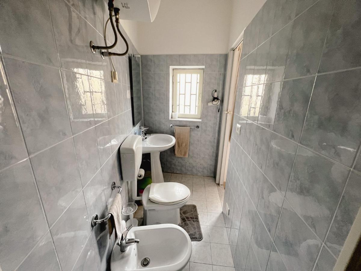 Home Rising Sun - Rooms With Private Bathrooms Catania Exterior photo